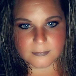 Meet your Posher, Leigh-anne